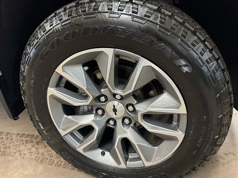 Used 2022 Chevrolet Silverado 1500 RST image 13