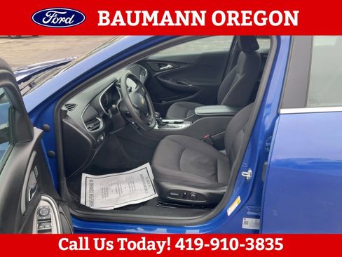 Used 2023 Chevrolet Malibu LT FWD image 16