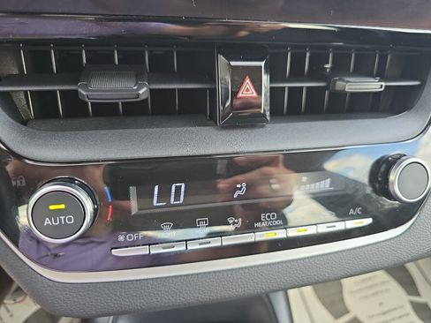 Used 2023 Toyota Corolla LE FWD image 25
