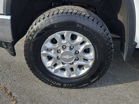 Used 2020 Chevrolet Silverado 2500 LTZ image 7