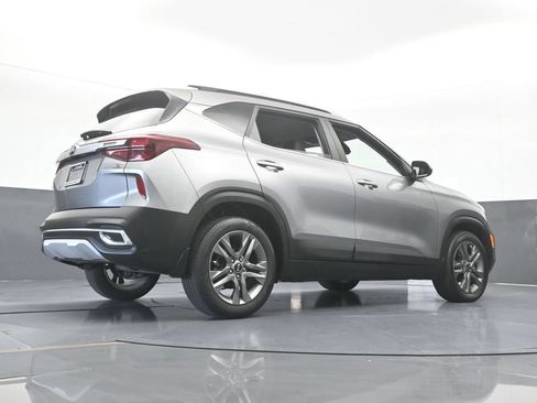 Used 2021 Kia Seltos S FWD image 54
