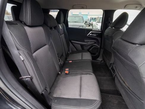 Used 2022 Mitsubishi Outlander ES AWD/4WD image 32