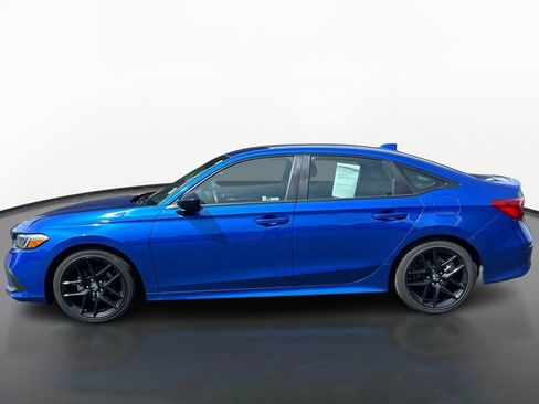 Used 2023 Honda Civic Sport image 6
