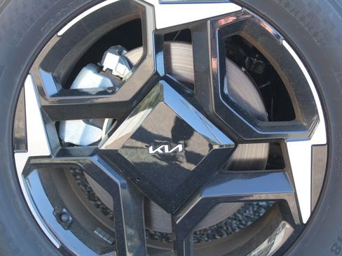 New 2026 Kia Sportage EX image 18