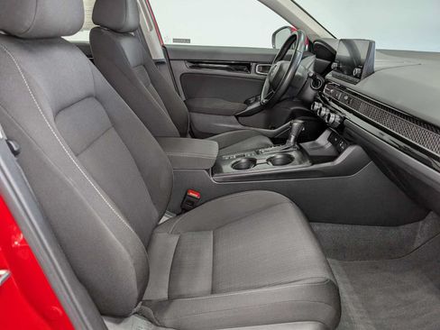 Certified 2024 Honda Civic EX image 39