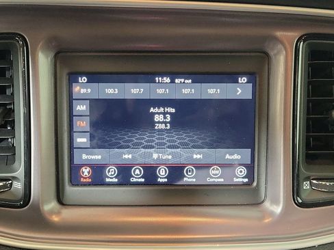 Used 2022 Dodge Challenger SXT RWD image 17
