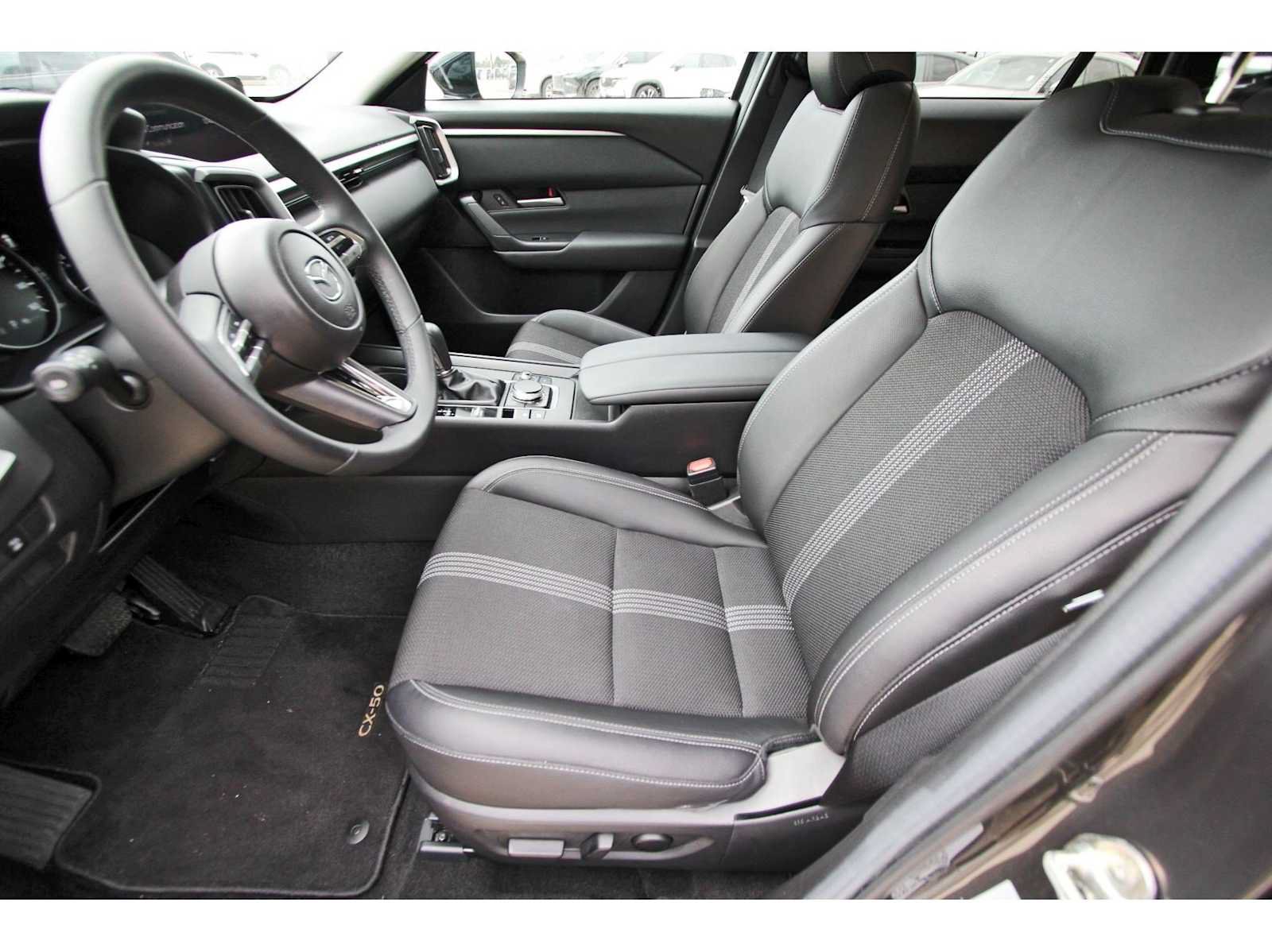 Used 2024 MAZDA CX-50 AWD 2.5 S w/ Preferred Package image 10
