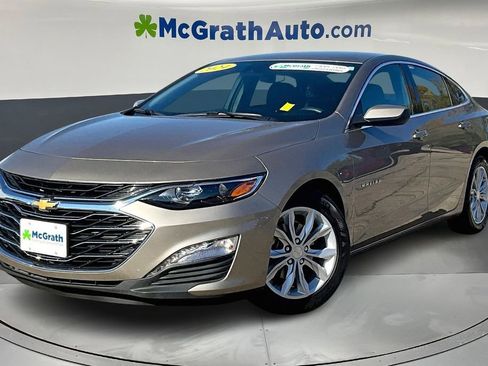 Used 2024 Chevrolet Malibu LT image 3
