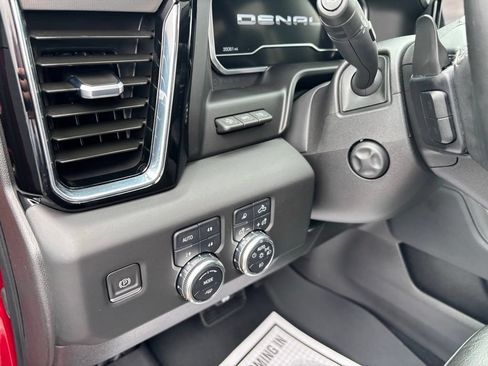 Used 2024 GMC Sierra 1500 Denali w/ Denali Reserve Package AWD/4WD image 19