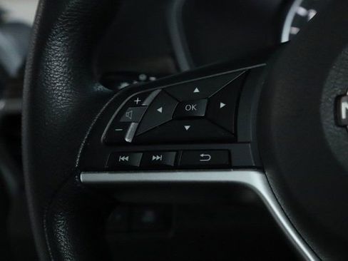 Used 2024 Nissan Altima 2.5 SV image 22