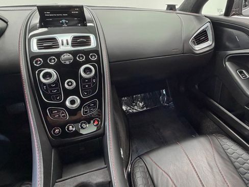 Used 2016 Aston Martin Vanquish Coupe RWD image 16