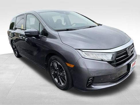 Used 2023 Honda Odyssey Elite image 4