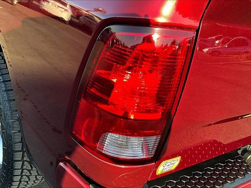 Used 2019 RAM 1500 Express w/ Express Value Package image 28