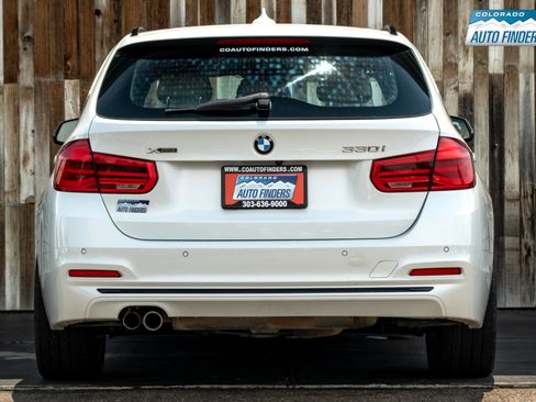 Used 2017 BMW 330i xDrive Wagon image 5