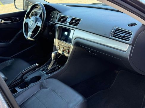Used 2015 Volkswagen Passat 1.8T Wolfsburg Edition FWD image 18
