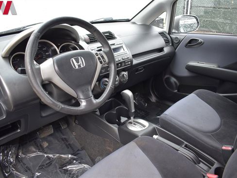 Used 2008 Honda Fit Sport image 3