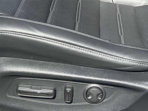 Used 2023 Honda CR-V EX-L image 13