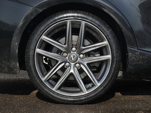 Used 2018 Lexus IS 300 F Sport w/ F Sport Package image 13