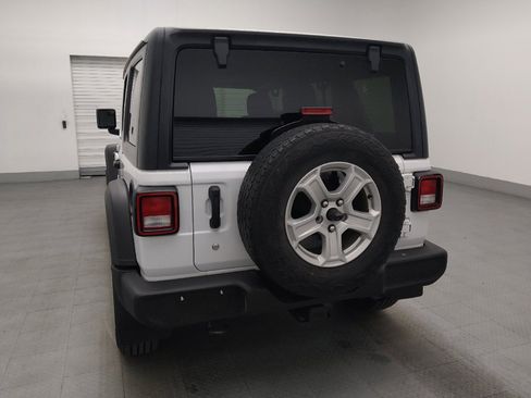 Used 2018 Jeep Wrangler Unlimited Sport S AWD/4WD image 6