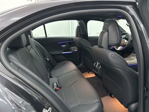 Used 2025 Mercedes-Benz C 300 Sedan image 24