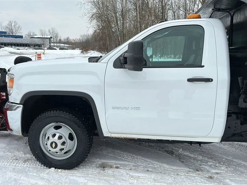 Used 2015 GMC Sierra 3500 4x4 Regular Cab w/ Sierra Convenience Package image 19