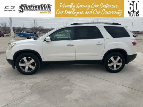 Used 2011 GMC Acadia SLT image 6