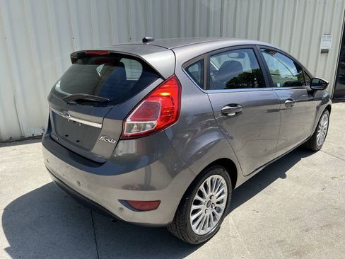 Used 2014 Ford Fiesta Titanium FWD image 3