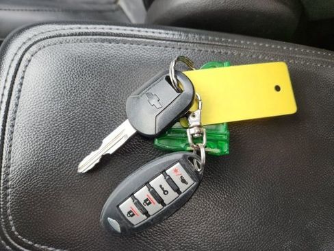 Used 2012 Chevrolet Captiva Sport LTZ AWD/4WD image 20