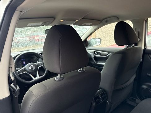 Used 2017 Nissan Rogue S FWD image 10