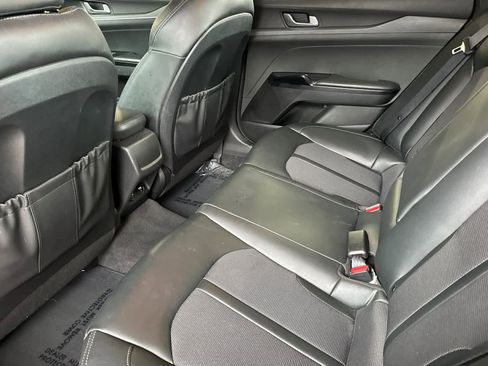 Used 2022 Kia K5 GT-Line image 4