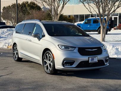 Certified 2024 Chrysler Pacifica Pinnacle