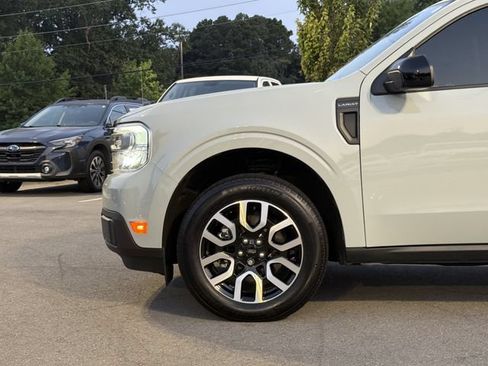 Used 2024 Ford Maverick Lariat AWD/4WD image 9