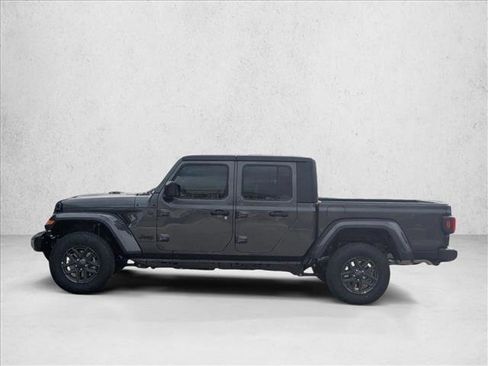 New 2026 Jeep Gladiator Sport image 5