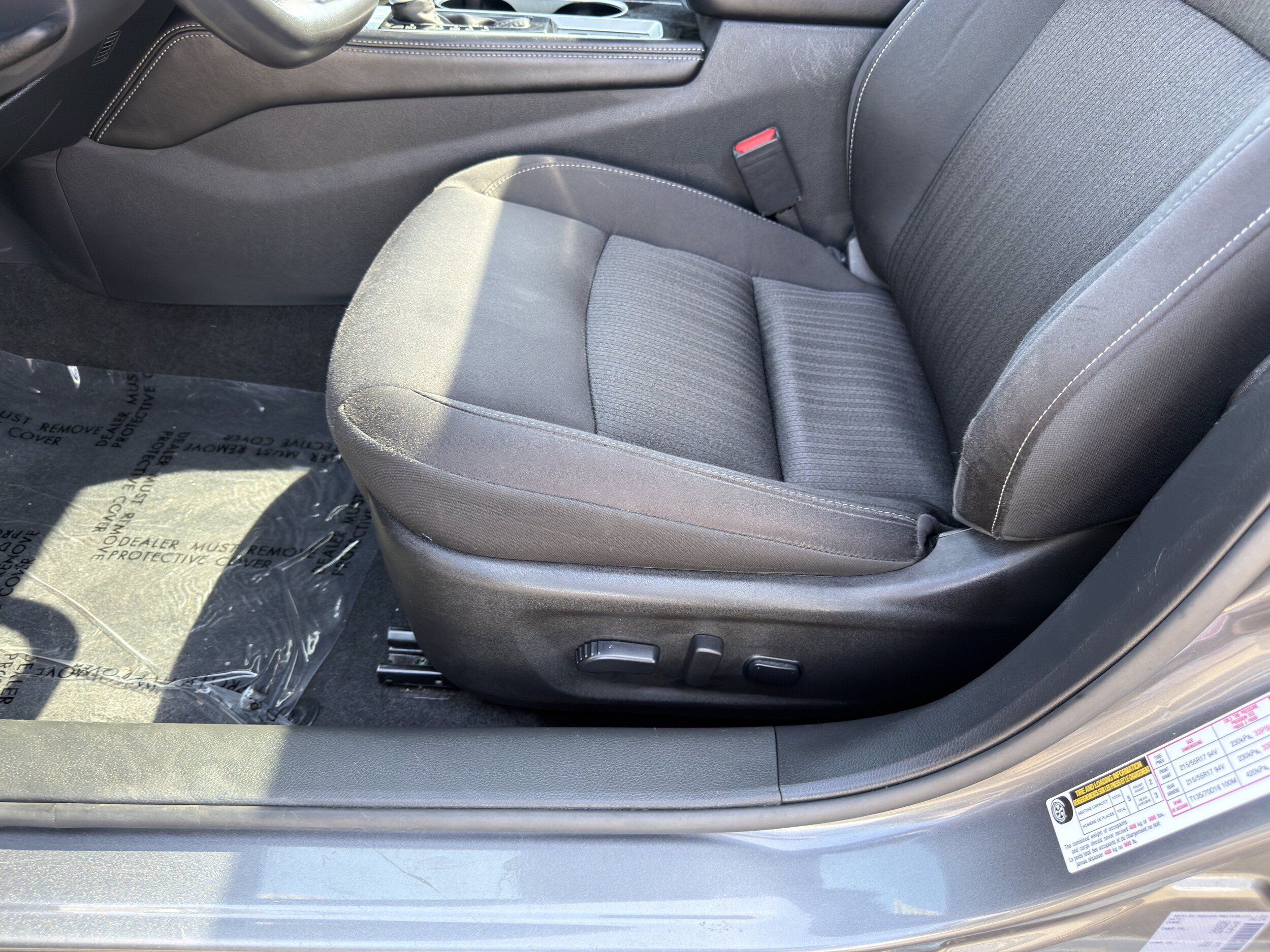 Used 2024 Nissan Altima 2.5 SV w/ SV Premium Package FWD image 26
