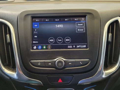 Used 2020 Chevrolet Equinox LT image 25