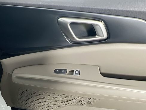 New 2026 Kia Carnival FWD image 34