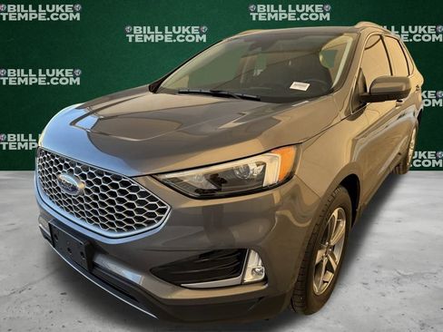 Used 2024 Ford Edge SEL w/ Convenience Package image 9