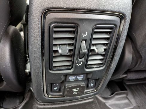 Used 2020 Dodge Durango R/T RWD image 16