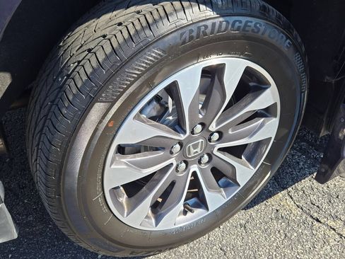 Used 2024 Honda Odyssey EX-L image 14