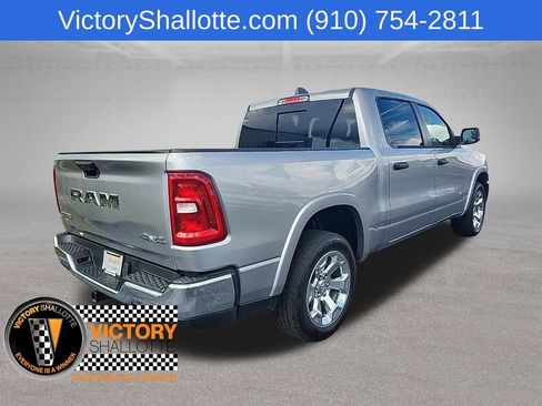 Used 2025 RAM 1500 Big Horn AWD/4WD image 33