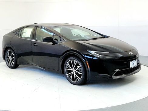 New 2026 Toyota Prius XLE FWD image 7