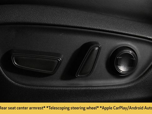 Used 2021 Toyota RAV4 XLE Premium image 20