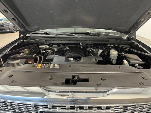 Used 2018 GMC Sierra 1500 Denali w/ Denali Ultimate Package AWD/4WD image 9