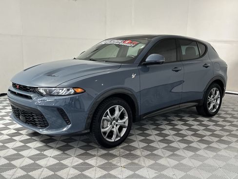 Used 2024 Dodge Hornet R/T Plus w/ Tech Pack Plus w/o Parking AWD/4WD image 4