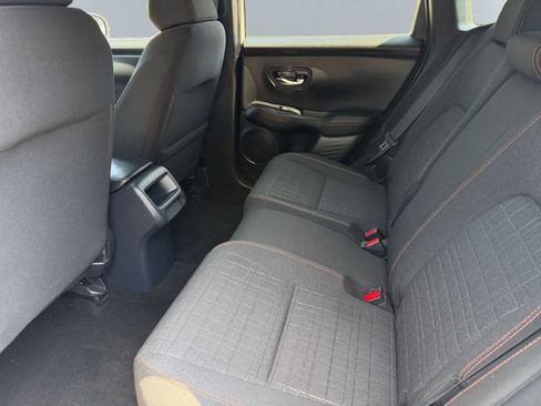 Used 2024 Honda HR-V Sport image 18