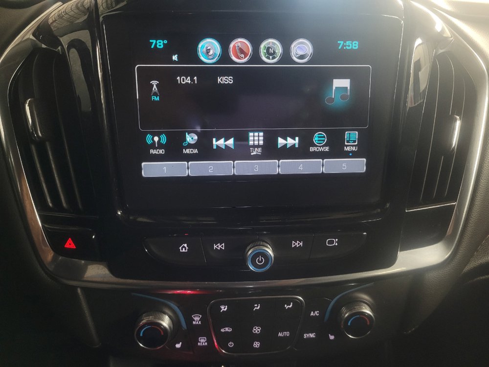 Used 2019 Chevrolet Traverse LT AWD/4WD image 25