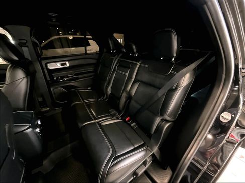 Used 2022 Ford Explorer ST w/ Equipment Group 401A image 18