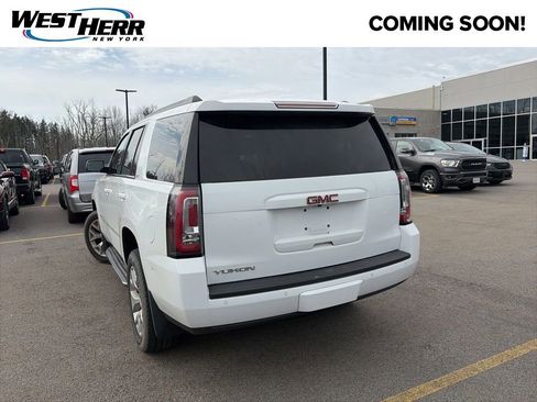 Used 2019 GMC Yukon SLT image 3