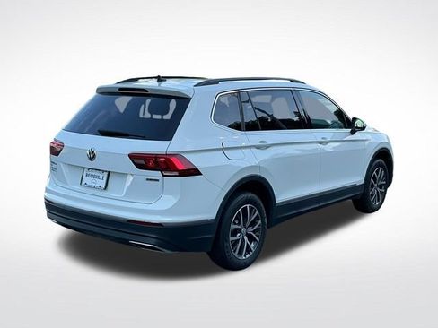 Used 2020 Volkswagen Tiguan SE w/ Panoramic Sunroof Package AWD/4WD image 7