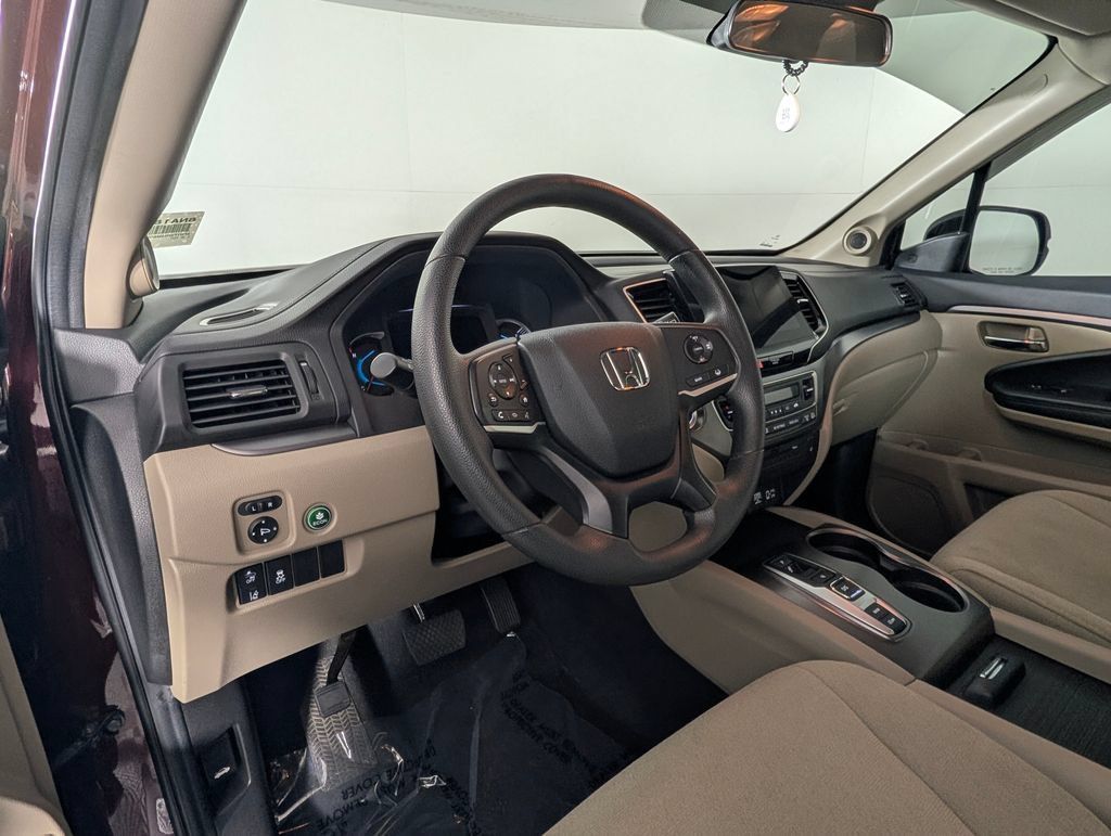 Used 2021 Honda Pilot EX image 3
